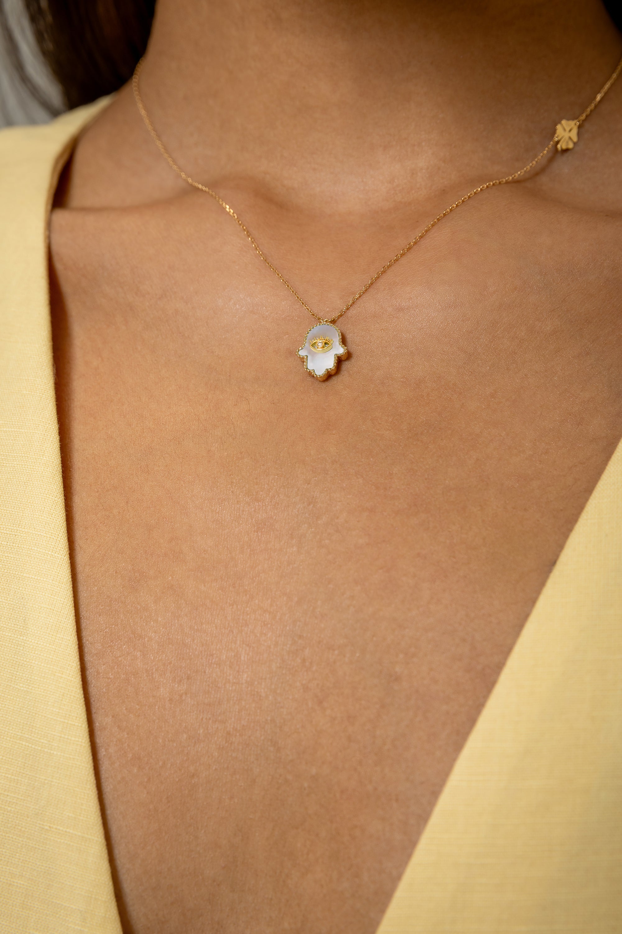 Tiny Amulet Fatima Frame Dot Eyelash